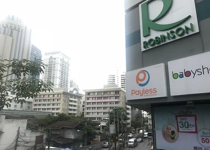 Hotel Twin Peaks Sukhumvit