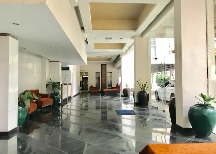 Hotel Twin Peaks Sukhumvit Banguecoque